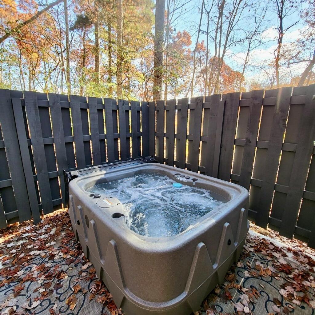 Villa Bigfoots Retreat Chalet Gatlinburg Exterior foto